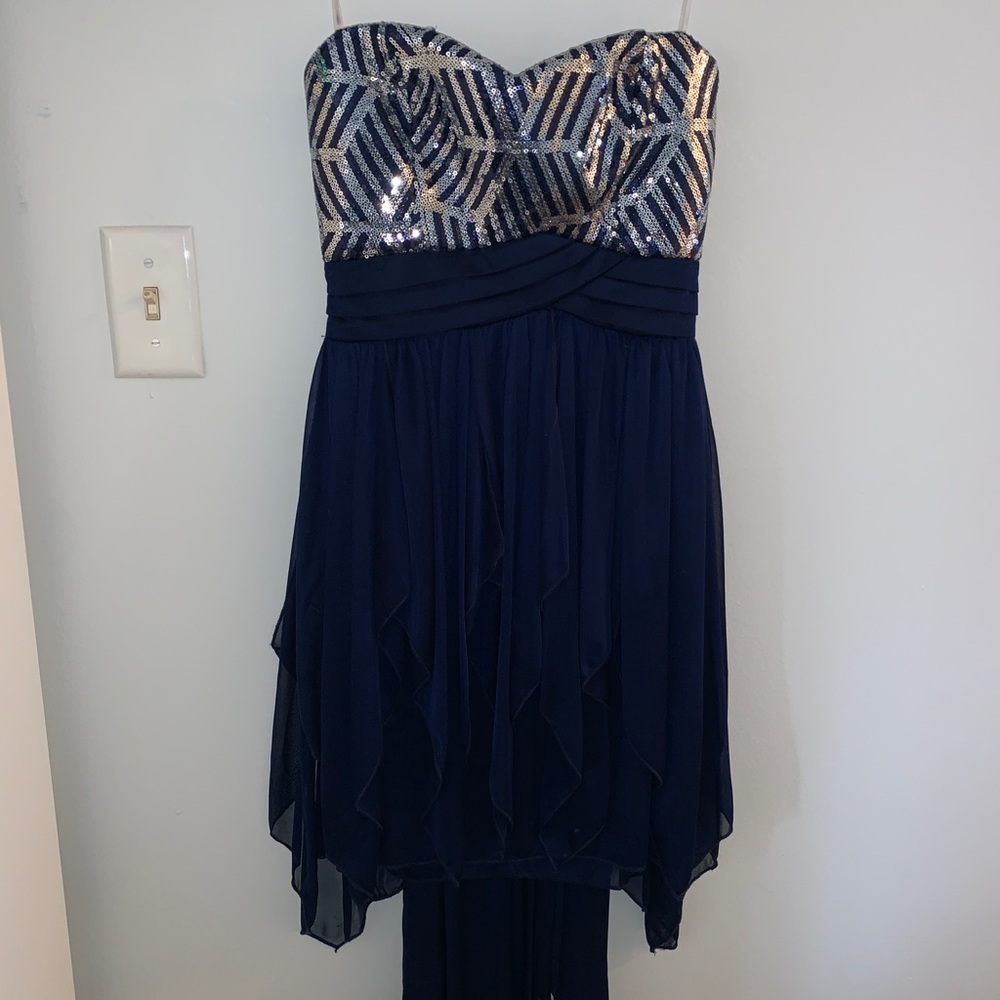 Never Worn! Dillard’s navy formal dress
